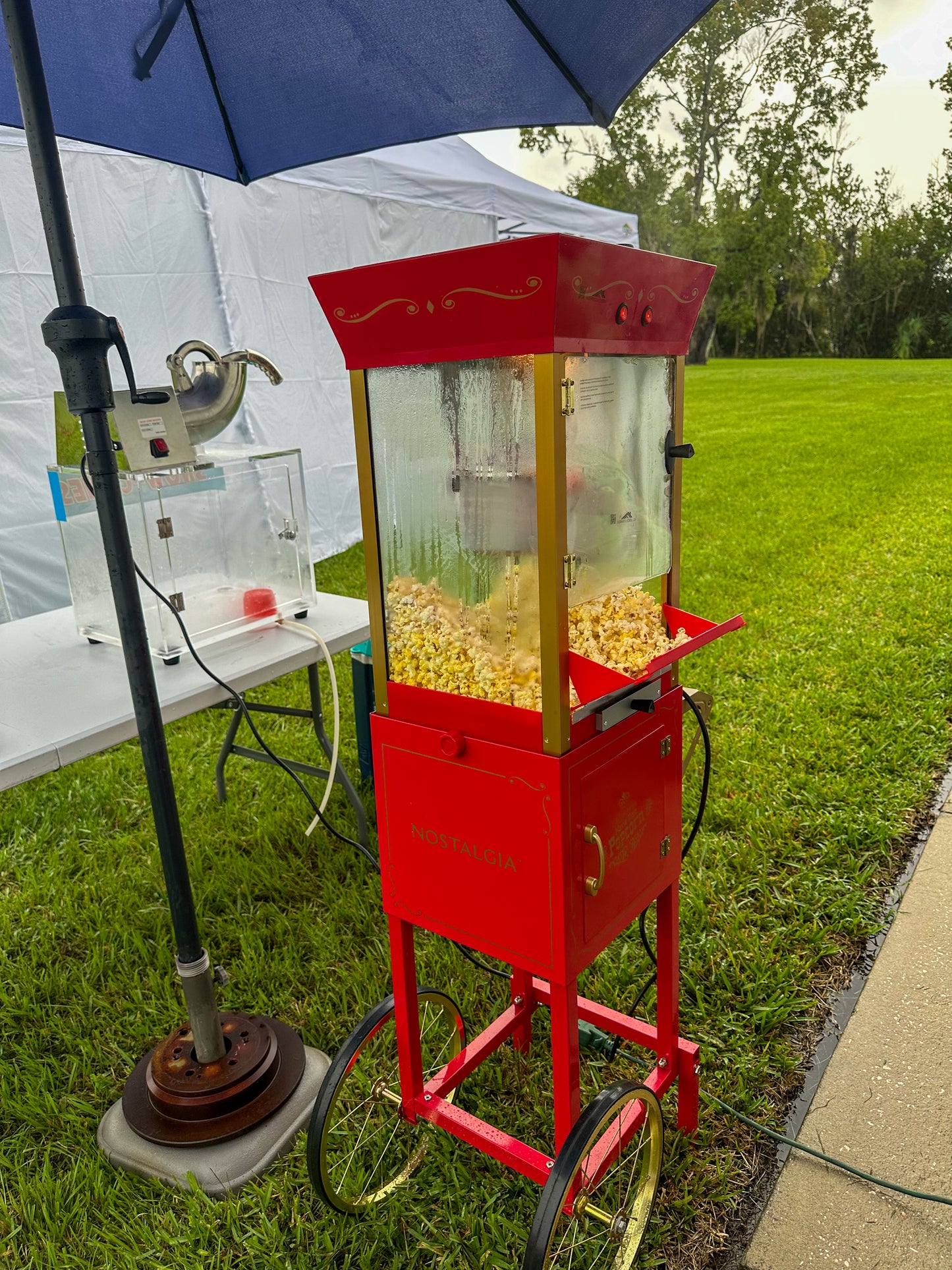 Commercial 8oz Popcorn Machine for Events in Central Florida